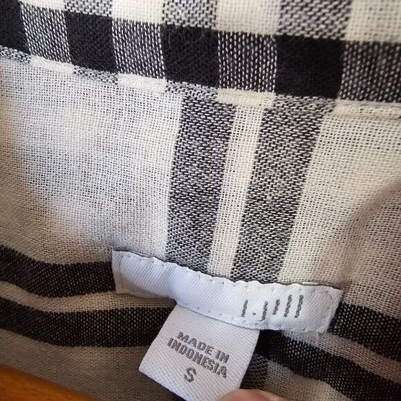 NWOT J JILL CHECKERED/ PLAID HALF BUTTONED SOFT COTTON LONGSLEEVES TOP SMALL - Picture 11 of 15